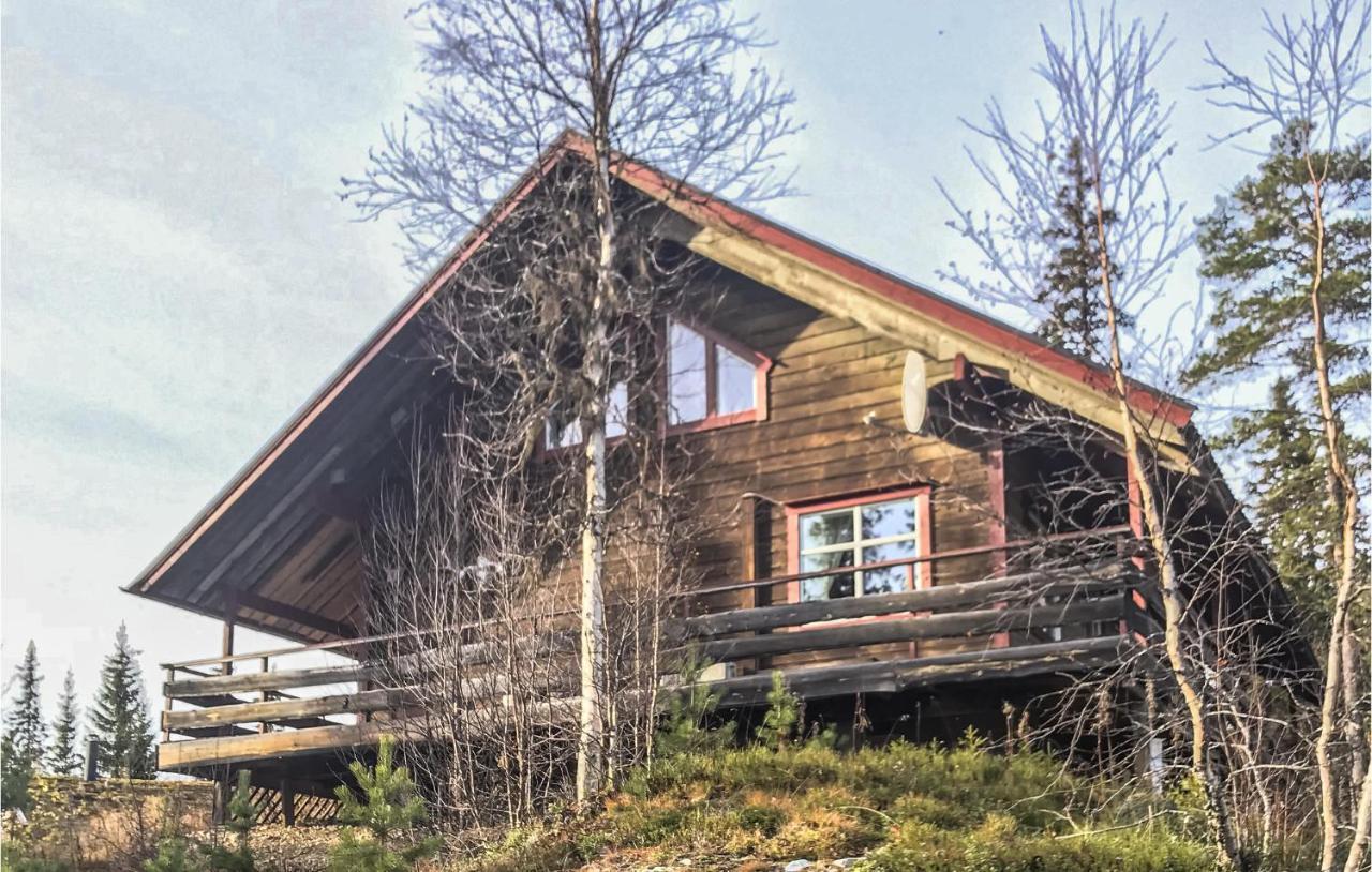 Cozy Home In Saerna With Kitchen Fjatervalen エクステリア 写真